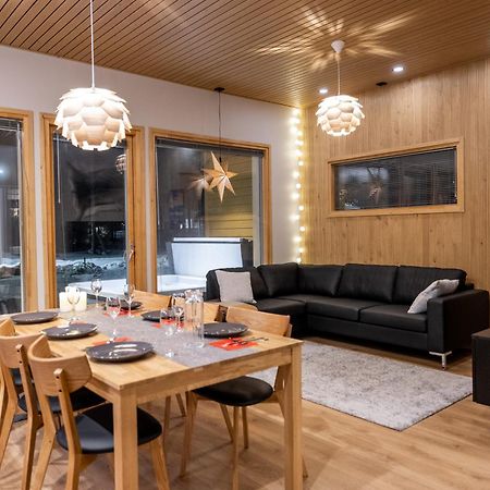 Premium Lapland Villa With Jaguzzi Rovaniemi Luaran gambar